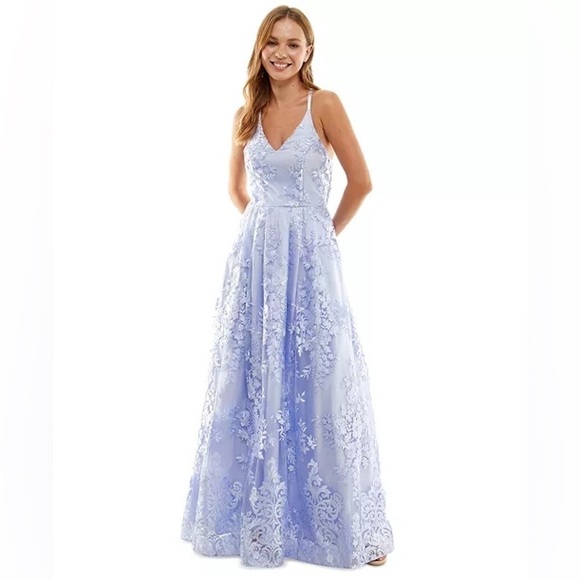BCX Juniors' Floral Embroidered Gown, evening dress size 5, lavender - Picture 1 of 13